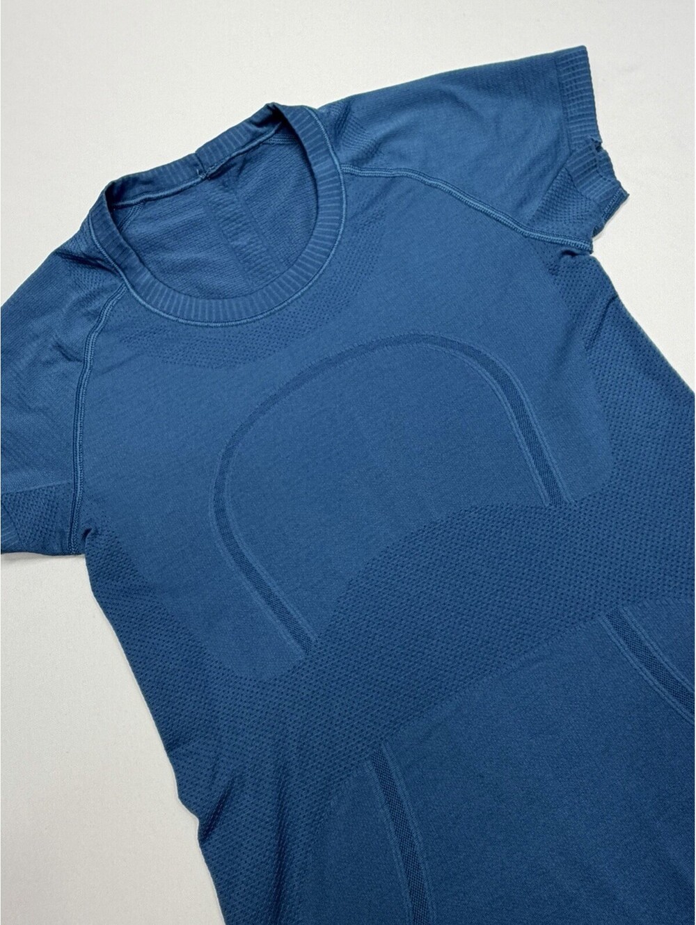 Blue Lululemon Swift Tech Short Sleeve Athletic Shirt Women's Size 4